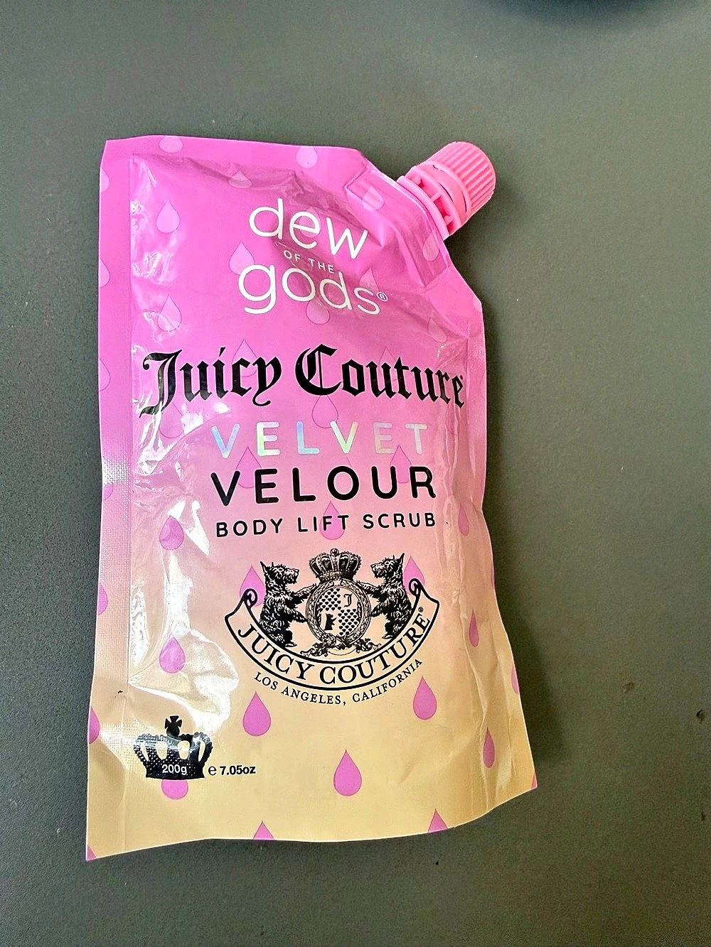 Juicy Couture Dew of the Gods x Juicy Couture Velvet Velour Body Lift Scrub Pink